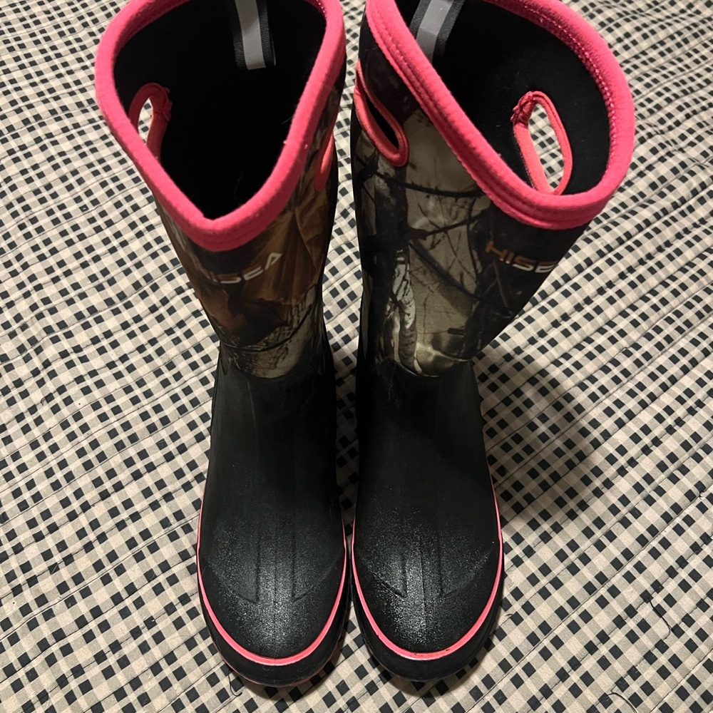 Black and Pink Winter Rain Boots with Waterproof Design